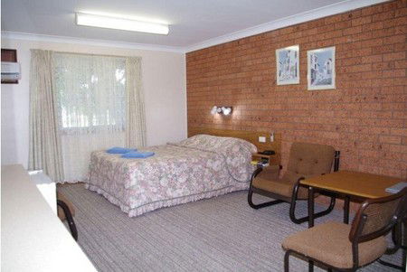 Castlereagh Motor Inn - Tourism Brisbane 4