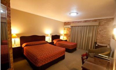 Endeavour Court Motor Inn - Brisbane 4u 2