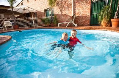 Endeavour Court Motor Inn - Brisbane 4u 3