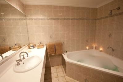 Endeavour Court Motor Inn - Brisbane 4u 4