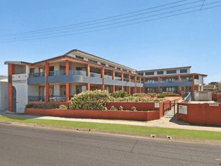 Lennox Point Holiday Apartments - Brisbane Tourism