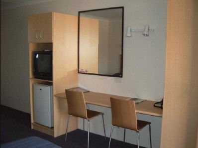 Adelong Motel - Brisbane 4u 2