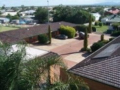 Adelong Motel - Brisbane 4u 5