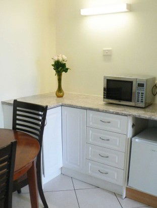 Stayinn Motel - Brisbane 4u 4