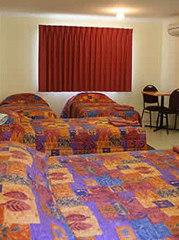 White Gums Motor Inn - Tourism Brisbane 0