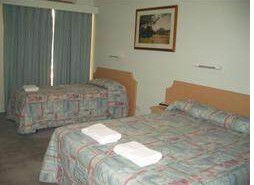 Kidman Wayside Inn Motel - Tourism Brisbane 4