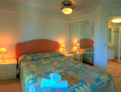 Emerald Sands Apartments - Tourism Brisbane 1