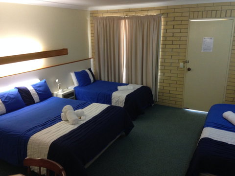 Country Rose Motel - Tourism Brisbane 2