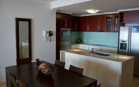 Waters Edge Apartments Cairns - Tourism Brisbane 4