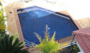 Shaz Maisons Beachside Holiday Apartments - Tourism Brisbane 2