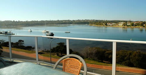 Albacore Luxury Holiday Apartments - Brisbane 4u 3
