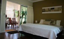 Aarons At Byron - - Brisbane 4u 0
