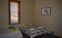 Argyle Hotel Maclean With CaneCutters Bar And Grill - Brisbane 4u 3