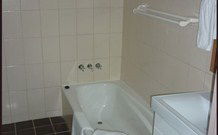 Blue Mountains Manor House - - Brisbane Tourism 3