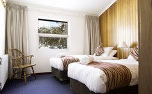 Valhalla Lodge Perisher - - Brisbane 4u 1