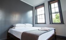 Crown And Anchor Hotel - Tourism Brisbane 0