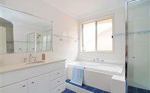 Marengo Chalet - Tourism Brisbane 1