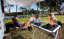 Oakbourne Cottage, Gingers Creek - Brisbane 4u 2