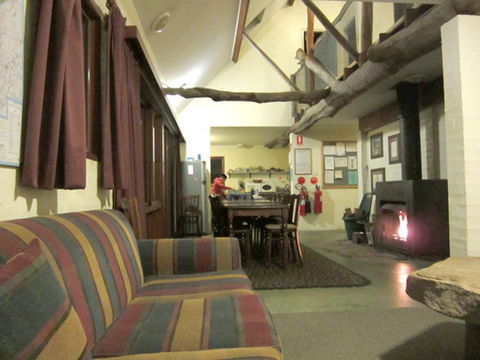 Blue Mountains - Hawkesbury Heights YHA - Brisbane 4u 7