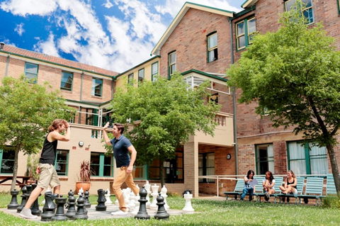 Blue Mountains - Katoomba YHA - Brisbane 4u 5