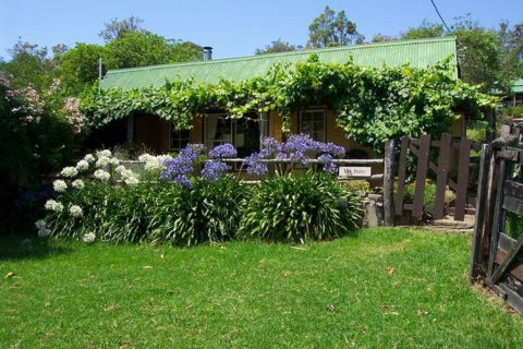 Fairview Farm Cottages - Tourism Brisbane 5