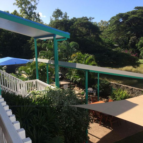 Tropical Palms Resort & 4WD Hire - Brisbane Tourism 2