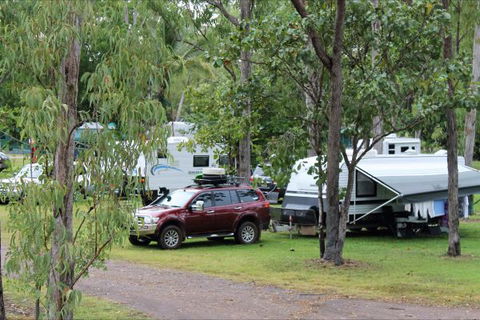 Corroboree Park Tavern - Brisbane Tourism 5