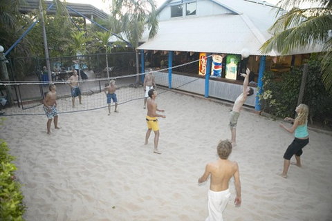 Broome YHA - Brisbane Tourism 3