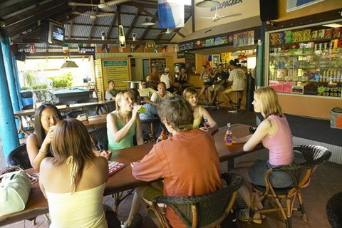 Broome YHA - Brisbane Tourism 6