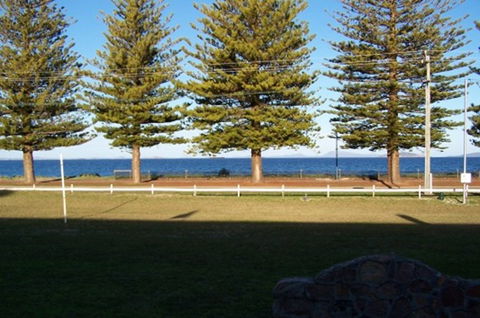 Esperance YHA - Brisbane 4u 9