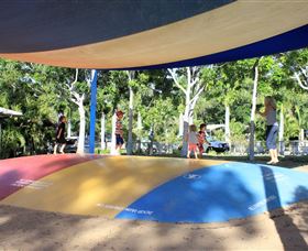 Aussie Outback Oasis Cabin And Van Village - Brisbane 4u 1