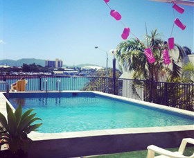 Adventurers Backpackers Resort - Tourism Brisbane 0