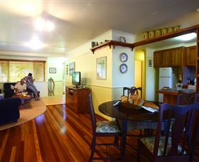 Buderim Cottages - Tourism Brisbane 2