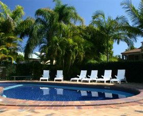 Alex Beach Cabins And Tourist Park - Brisbane 4u 1