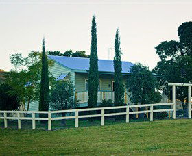 Milford Country Cottages - Brisbane 4u 0