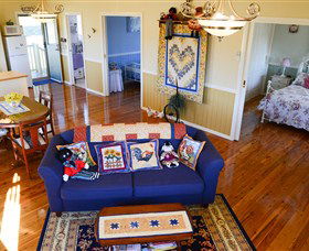 Milford Country Cottages - Brisbane 4u 2
