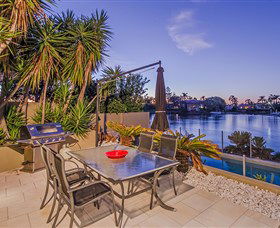 The RiverView At Vogue Holiday Homes - Tourism Brisbane 3