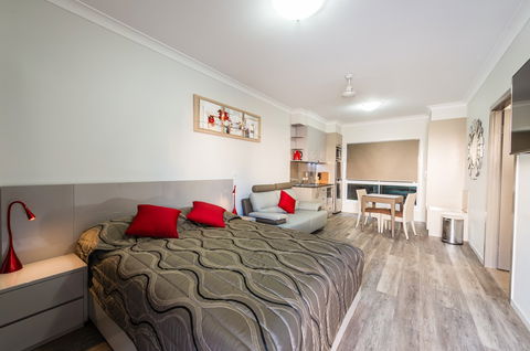Athena Motel Apartments - Brisbane 4u 7