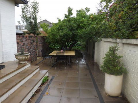 Apartments On-The-Park: The Studio - Brisbane 4u 6
