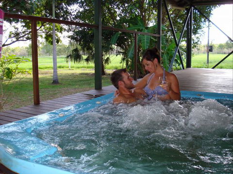 Berry Creek Bush Retreat - Tourism Brisbane 0