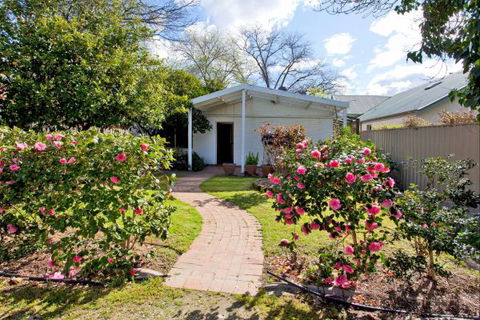 Relax On Regina - Brisbane Tourism 10