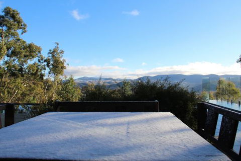 Jenolan Valley View - Brisbane Tourism 7