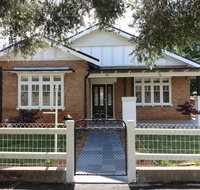 Roseneath Cottage - Orange Heritage - Tourism Brisbane