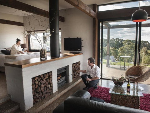 Borrodell Vineyard Accommodation - Tourism Brisbane 0