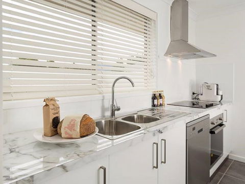 Relax On Regina - Brisbane Tourism 15