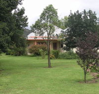 Old Bara Farmstay - Tourism Brisbane