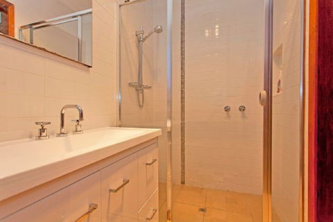 Relax On Regina - Brisbane Tourism 68