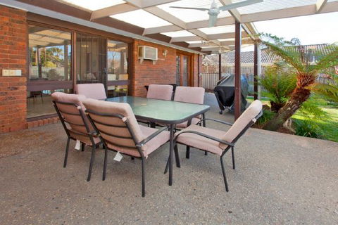 Relax On Regina - Brisbane Tourism 73