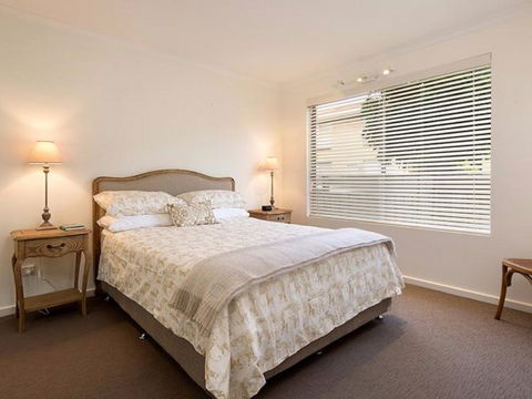 Relax On Regina - Brisbane Tourism 37