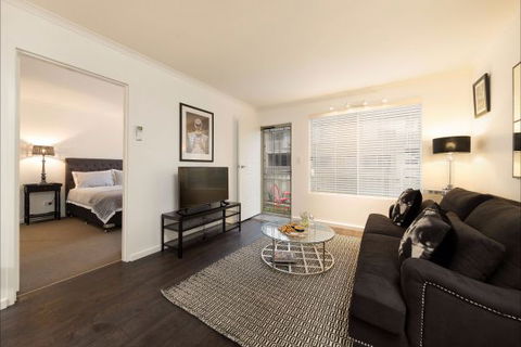 Relax On Regina - Brisbane Tourism 42